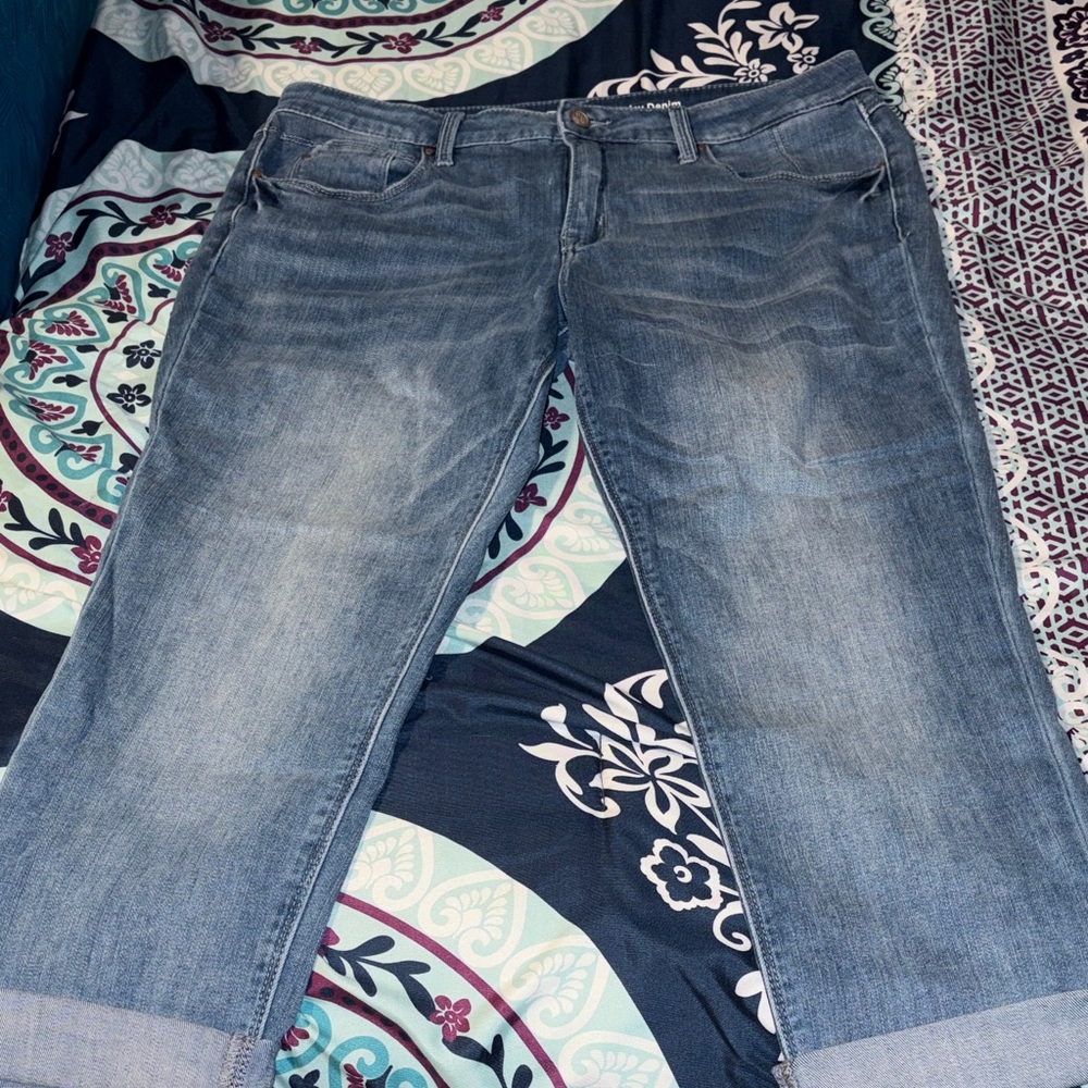 Women’s Boyfriend Jeans in Faded Blue